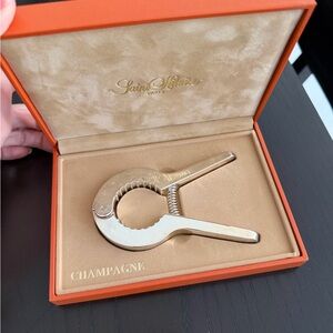 ☀️🏝️Saint Hilaire Paris Champagne Opener